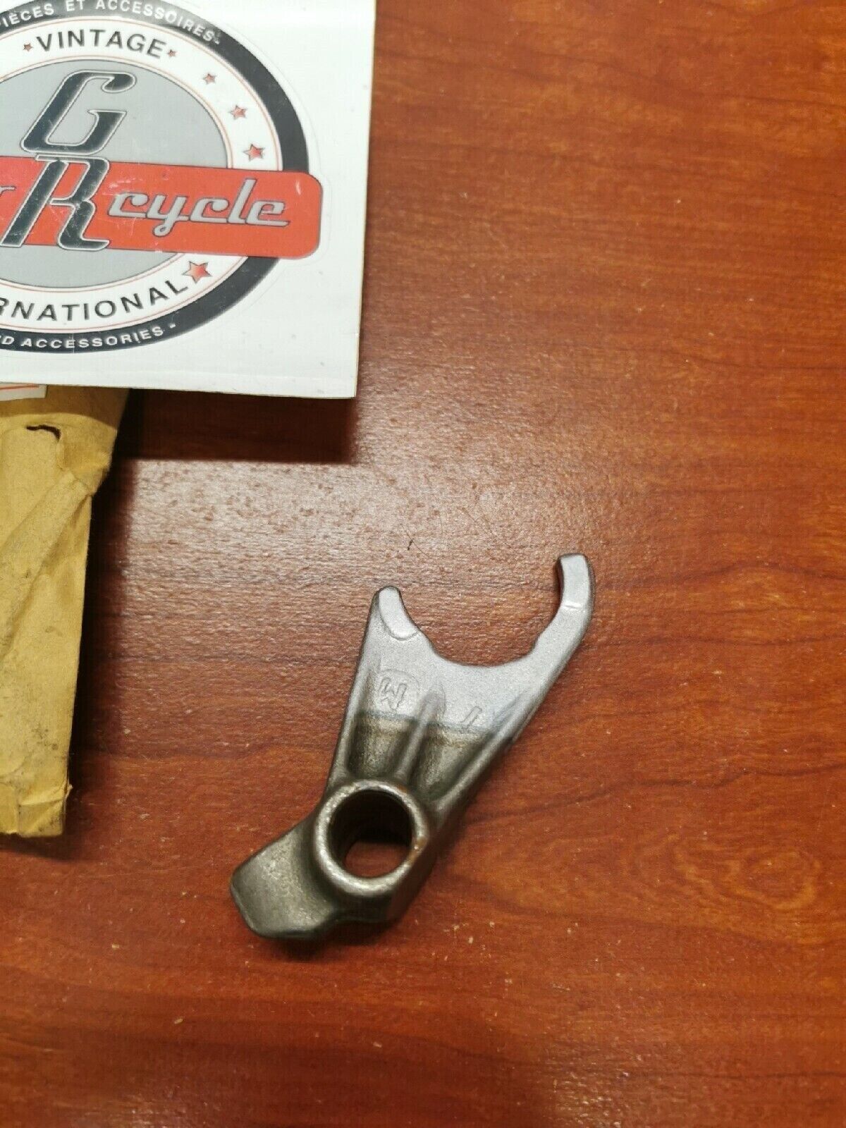 NOS Yamaha SHIFT FORK 1 248-18511-02-00 SUB. 463-18511-00-00 Y71