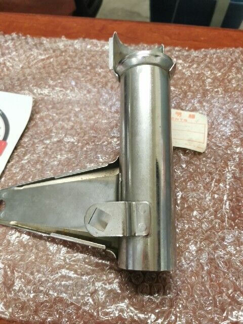 NOS HONDA GL1100 LEFT FRONT FORK COVER 51606-463-000 SUB 51606-463-405 H12