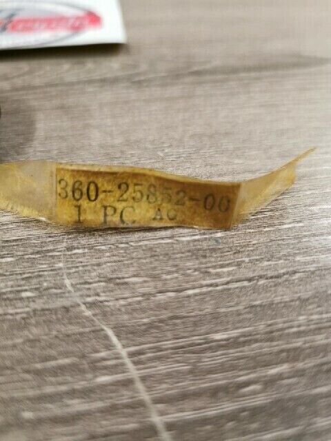 NOS YAMAHA RD200 RD350 TX500 XS500 XS650 XS2 CAP RESERVOIR 360-25852-00-00 Y114