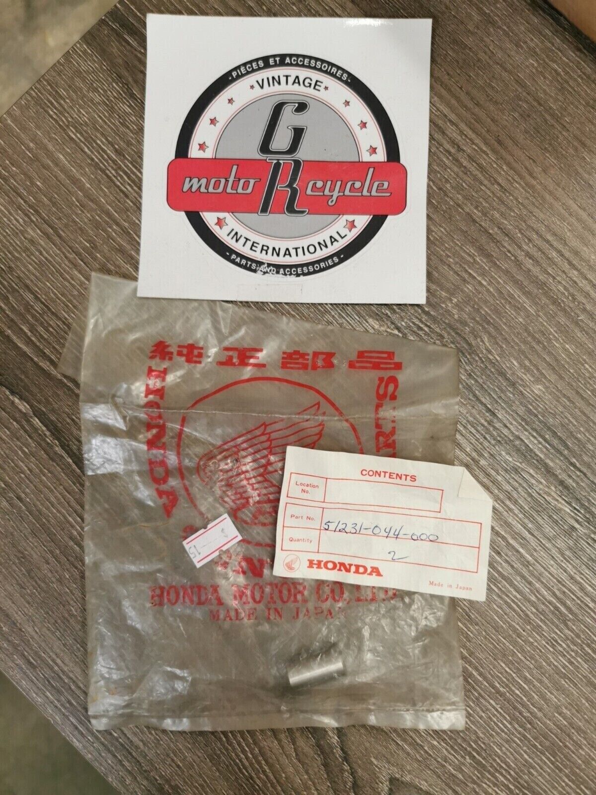 NOS HONDA COLLAR FR ARM PIVOT 51231-044-000 H55
