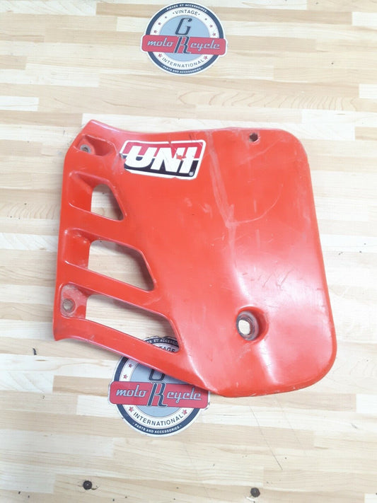 Honda CR250R 1985 right side cover panel radiator shroud plastic 19071-KA4-830