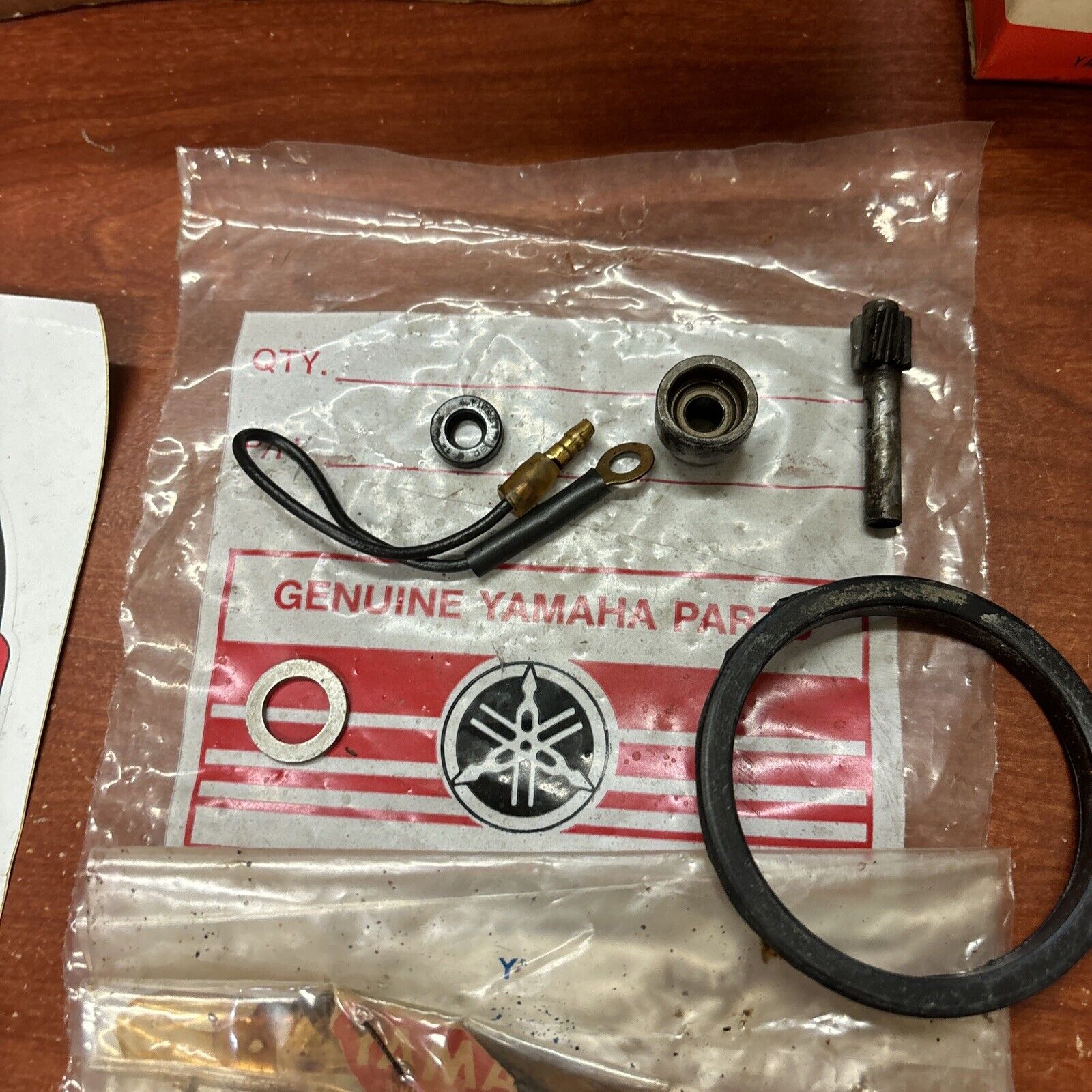 NOS Yamaha TACHOMETER KIT INCOMPLETE 839-83540-00-00 813-17841-00-00 821-17 Y174