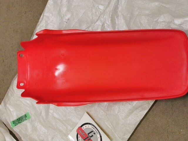 NOS Honda CR125R CR250R REAR FENDER *R-119* 80100-KS6-700ZA SUB 80100-KS6-000ZA