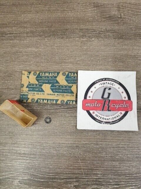 NOS YAMAHA CS5 RD125C TA125 YZ125D TR3 R5 MX250 GASKET 137-13167-00-00 Y168