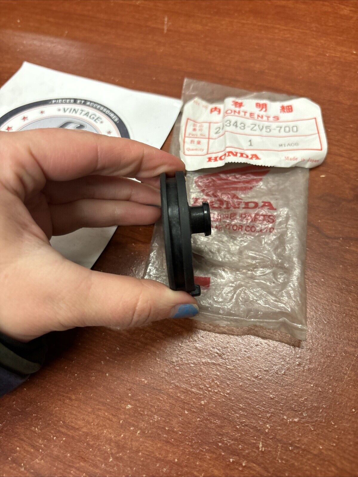 NOS Honda BF35 BF40 BF45 BF50 SEAL HOLDER 24343-ZV5-700 H180