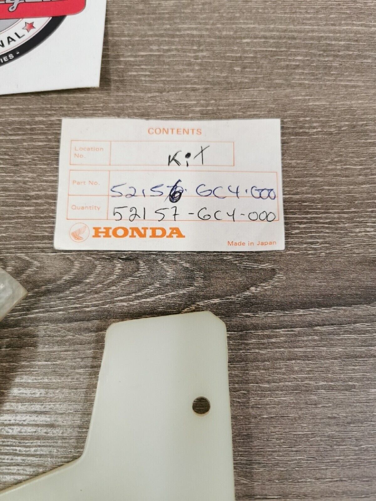 NOS HONDA CR80R 1982 SWINGARM 52157-GC4-000 RIGHT CHAIN GUIDE 52156-GC4- 000 H45