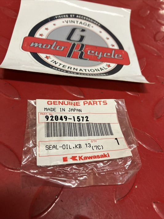 NOS KAWASAKI KVF650 KVF700 KVF750 OIL SEAL 92049-1572 K15