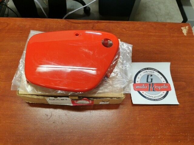 NOS Honda CA100 CA102 CA105T TOOL BOX COVER *R2* (SCARLET) 83500-041-000C H90