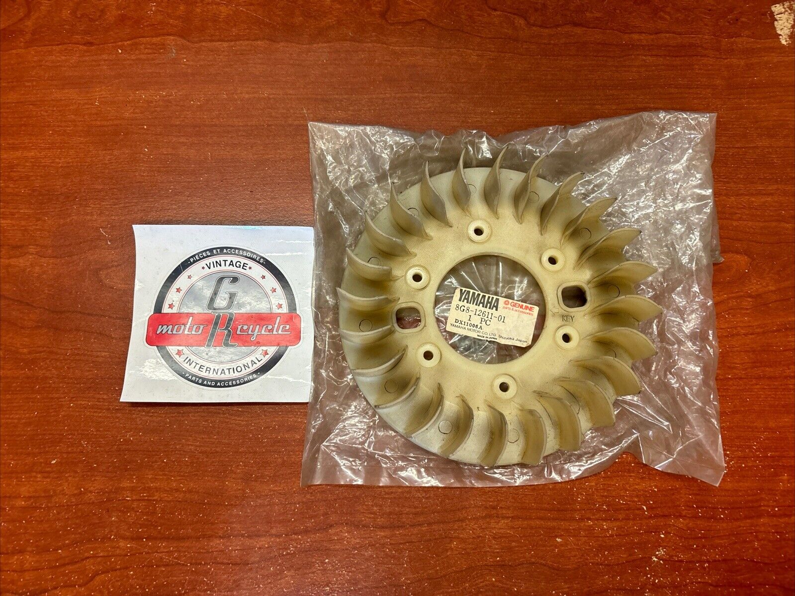 NOS Yamaha BR250 CS340 EC340 ET250 ET300 ET340 FAN 8G8-12611-01-00 Y181