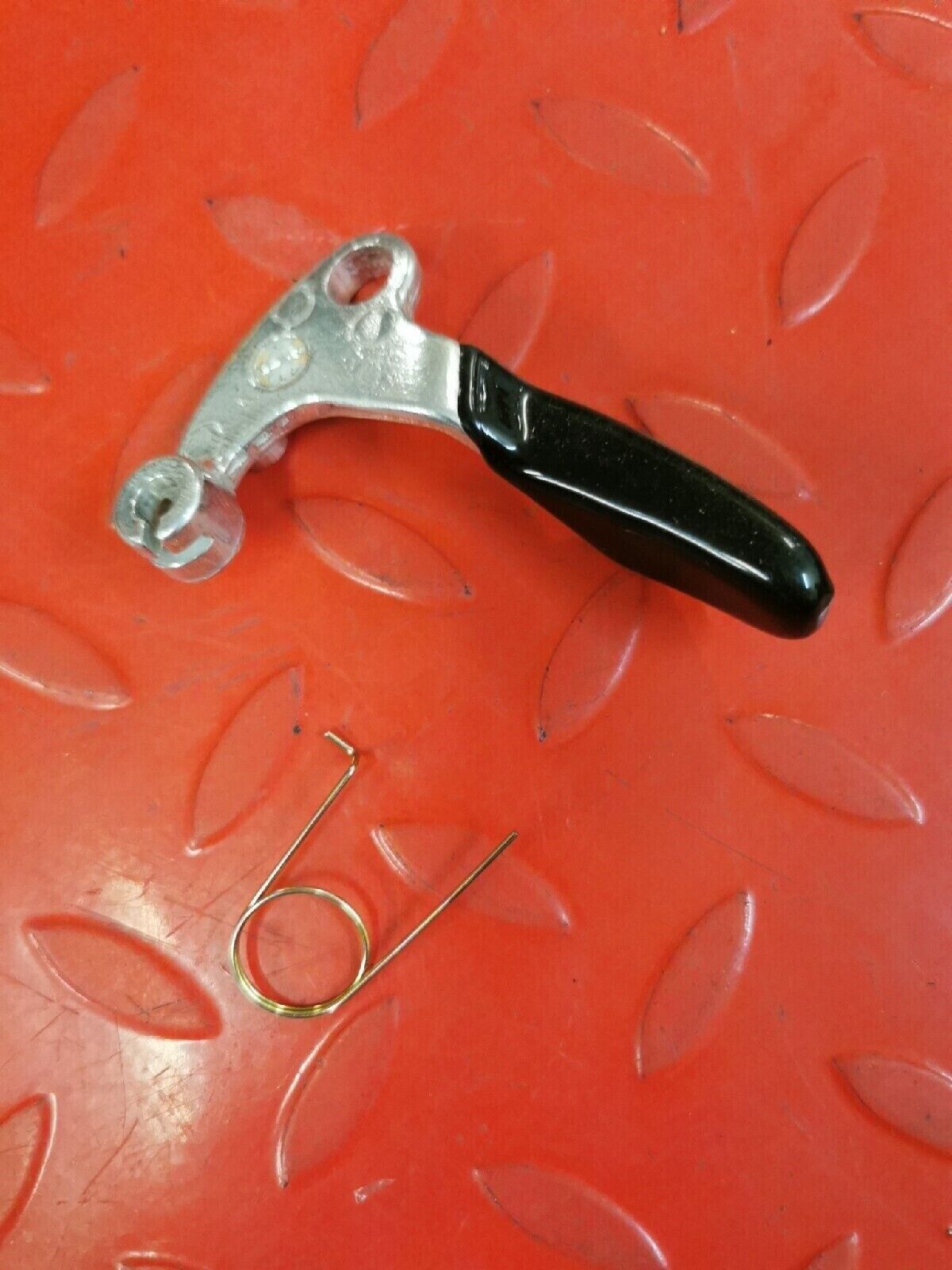 NOS HONDA ATC90 Throttle Lever 53014-918-000 H39