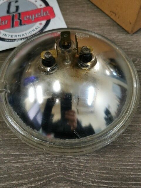 NOS YAMAHA RD200C RD125B RD125C 1975 - 1976 LENS ASSY 507-84320-60-00 Y130