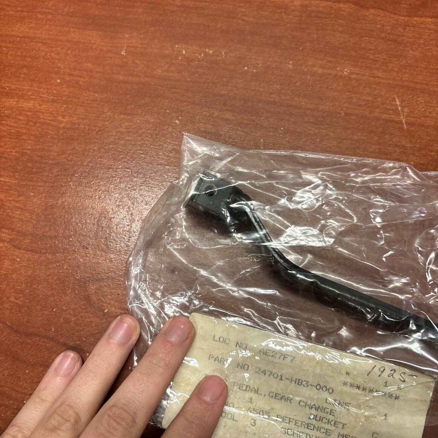 NOS Honda 1986 - 1988 TRX200SX GEAR CHANGE PEDAL 24701-HB3-000 H149