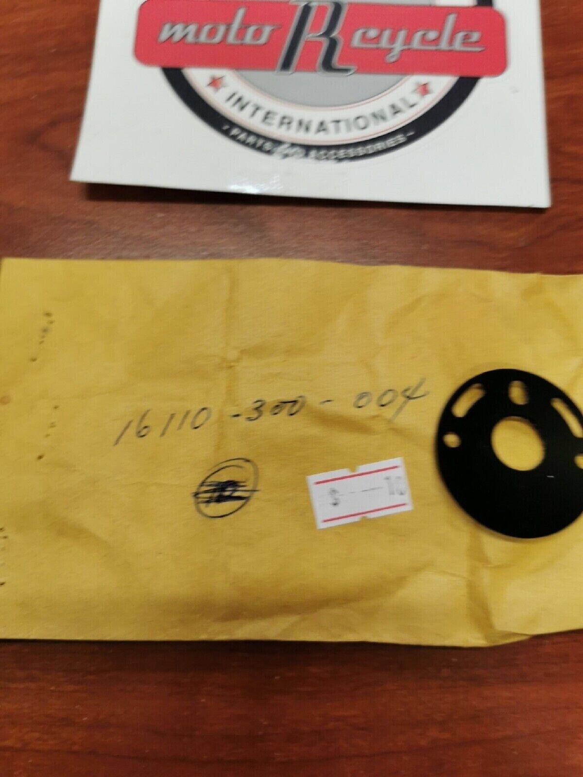 NOS Honda 1969 CB750K0 WASHER TOP 16110-300-004 H34
