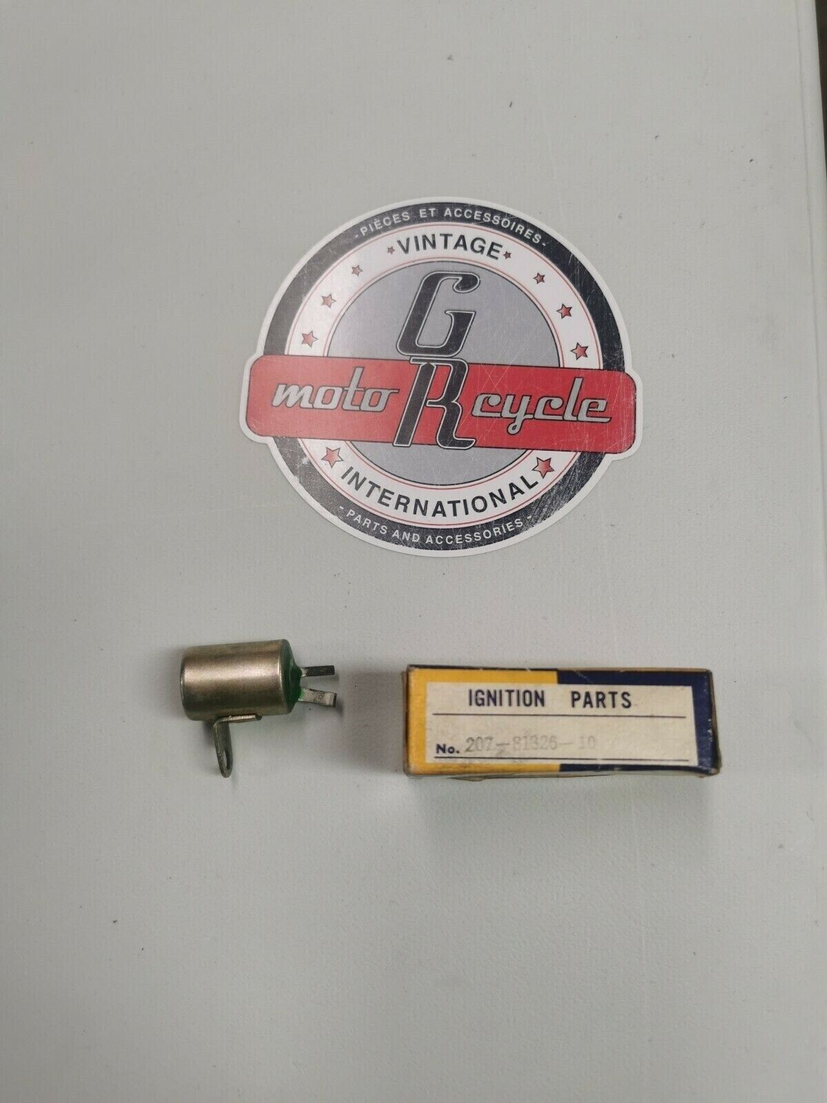 NOS Yamaha Condenser Hitachi Ignitions 207-81326-10-00 Y4