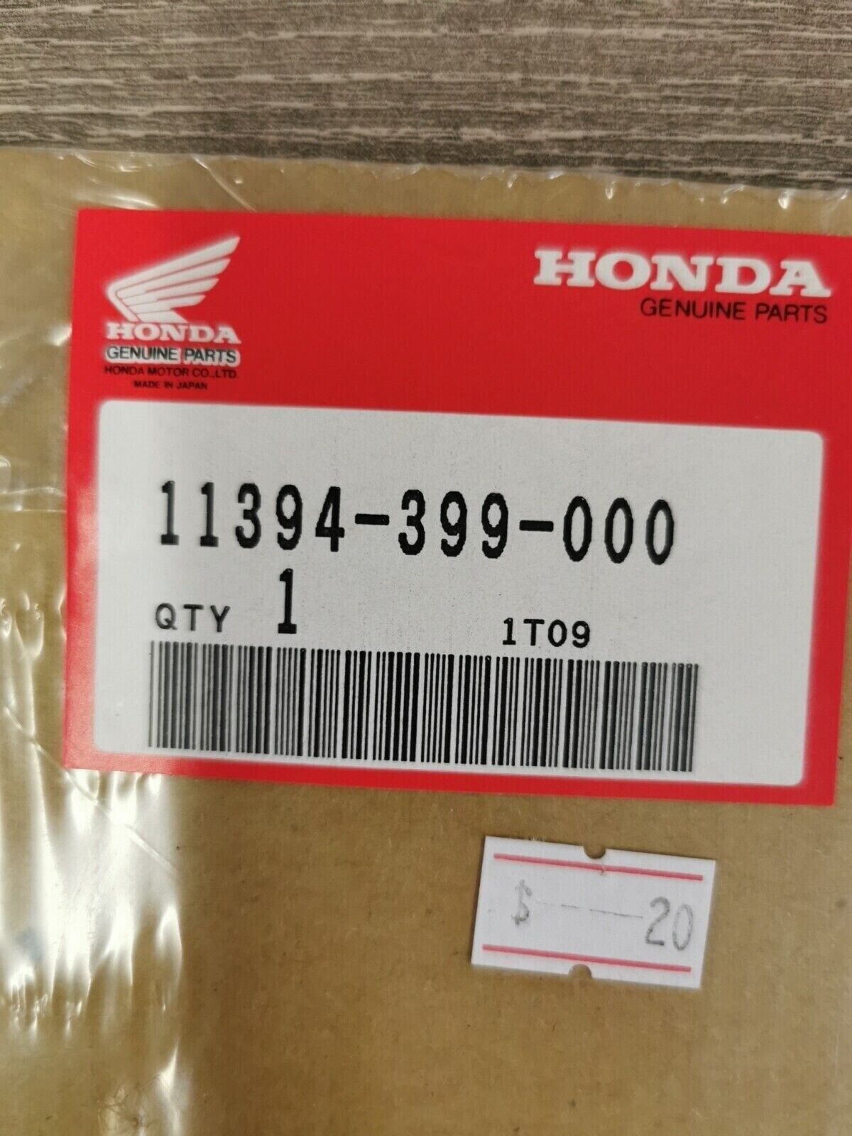 NOS HONDA CB250 CMX250 GASKET  L  CRANKCASE COVER 11394-399-000 H61