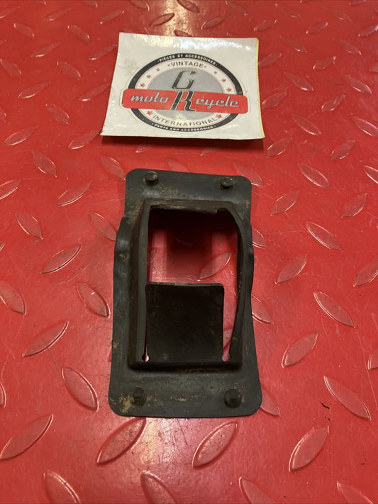 Kawasaki KDX200 1987 rear inner fender rubber air filter flap 1986 1988
