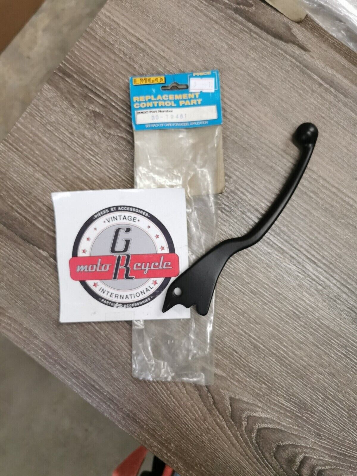 NOS EMGO Suzuki GS550ESF GS1150EG LEVER BRAKE 30-79461 J34