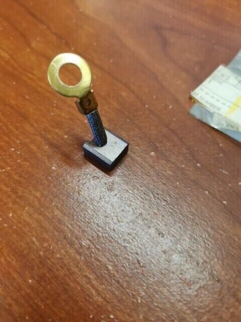 NOS Yamaha SR125 SR185 XS400 XV1600 BRUSH 5H0-81811-00-00 Y136