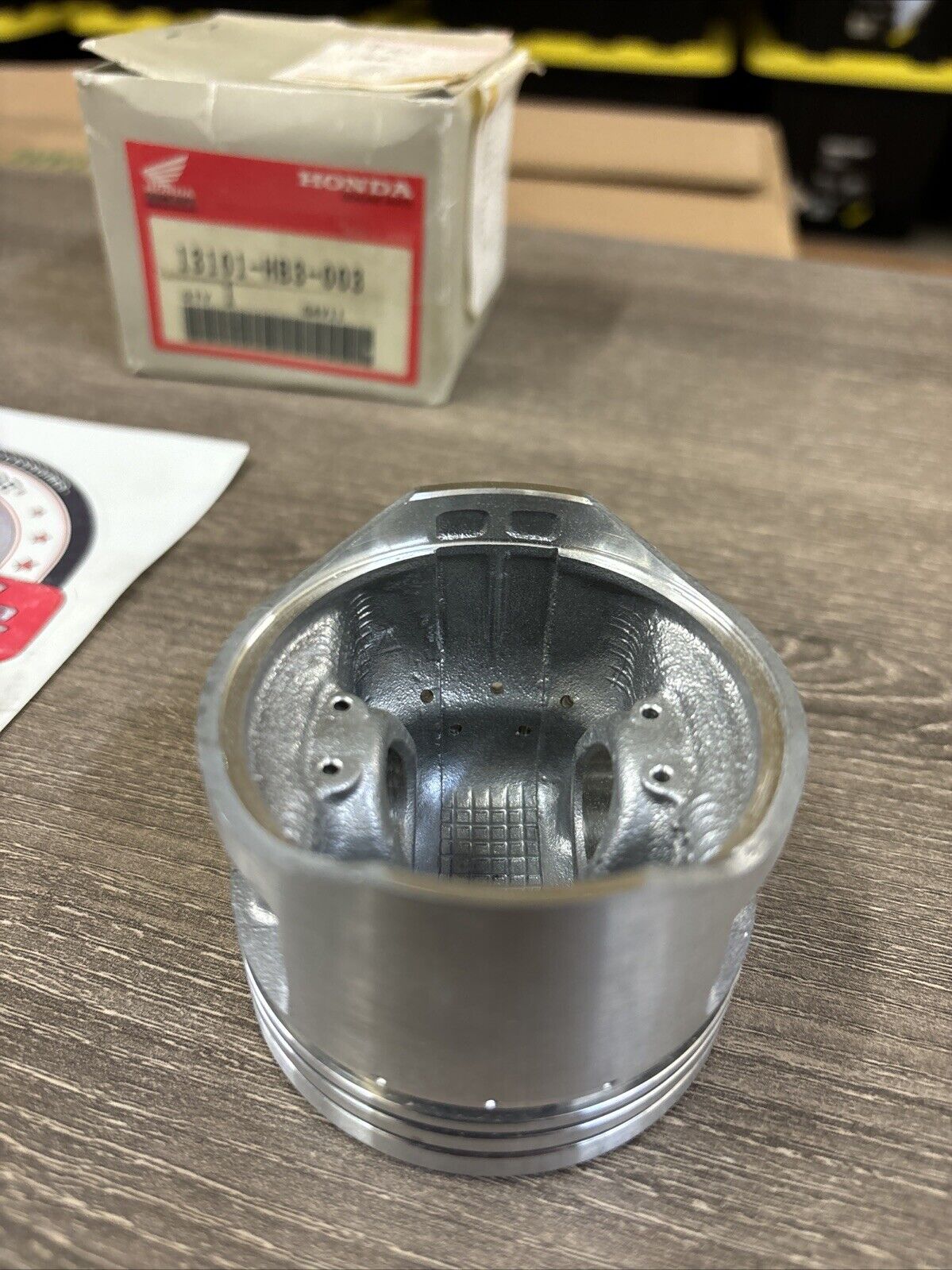 NOS Honda TR200 TRX200 D SX PISTON STD 13101-HB3-003 SUB 13101-HF1-670 H137