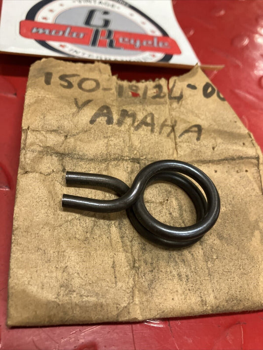NOS YAMAHA TORSION SPRING 150-18124-00-00 SUB BY 90508-40209-00 Y63