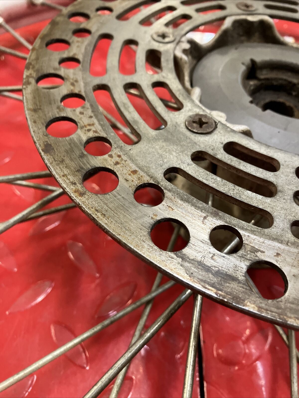 Suzuki RM125 1993 front wheel hub rim RM250 54111-27C00