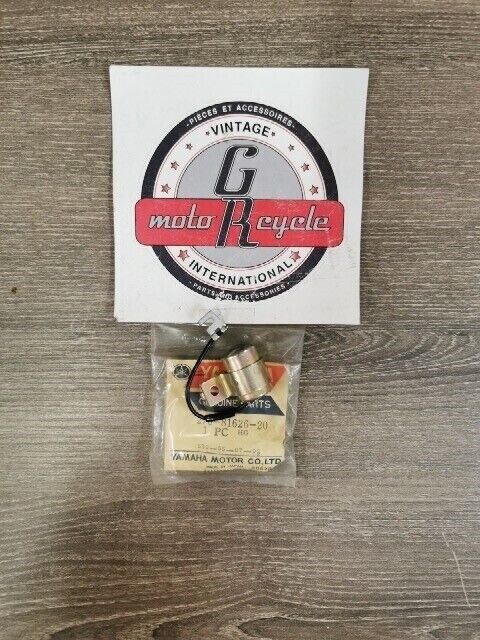 NOS Yamaha DS7 1972 R5 1970 R5B 1971 R5C 1972 CONDENSER R H 278-81626-20-00 Y137