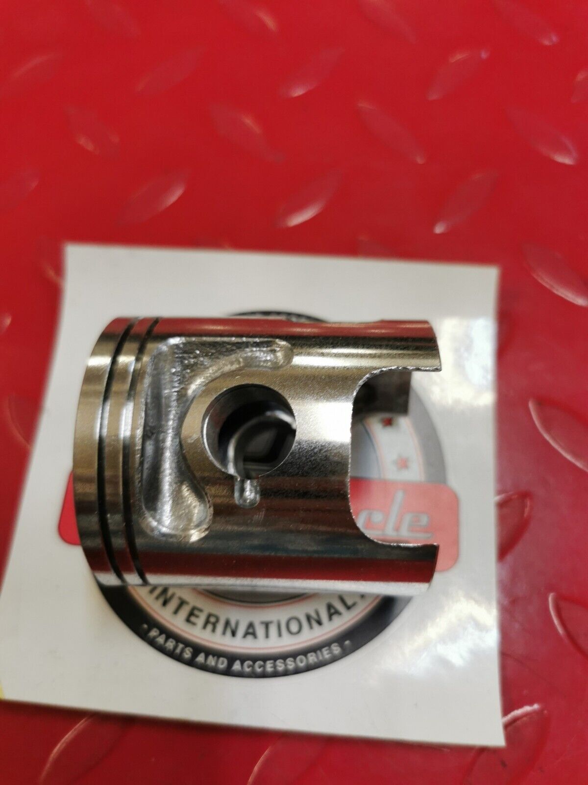 NOS Yamaha YT125  PISTON 2 O/S 0.50 3X3-11636-00-00 Y27