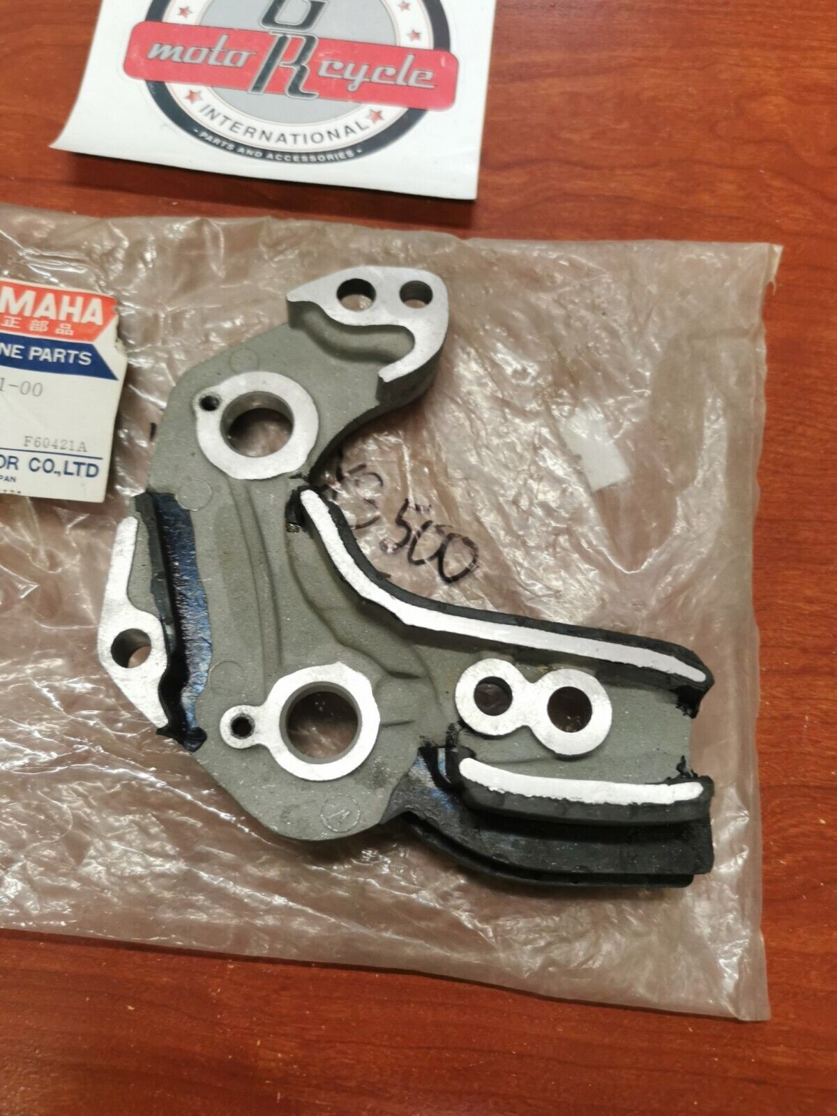 NOS Yamaha XS500 TX500 IDLE SHAFT BRACKET 371-15151-00-00 Y86