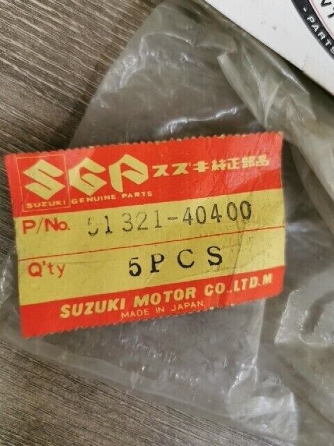 NOS SUZUKI RM250 1979 - 1983 RM400 1979 1980 BOLT HANDLE HOLDER 51321-40400 S47
