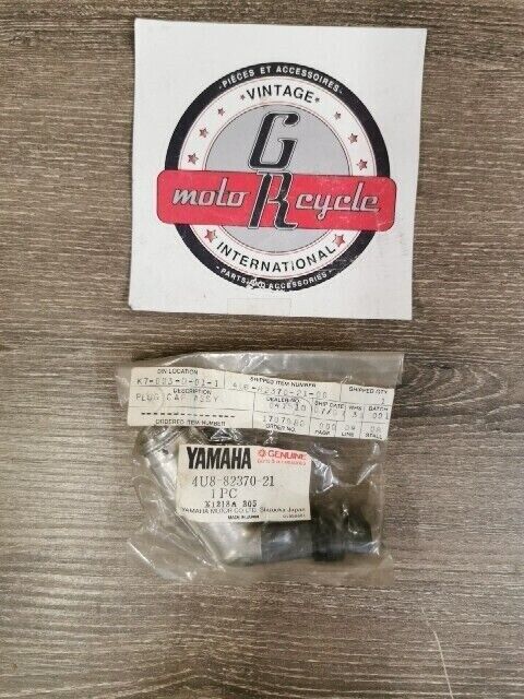 NOS Yamaha XJ550RK 1981 - 1983 XJ600 PLUG CAP ASSEMBLY 4U8-82370-21-00 Y139