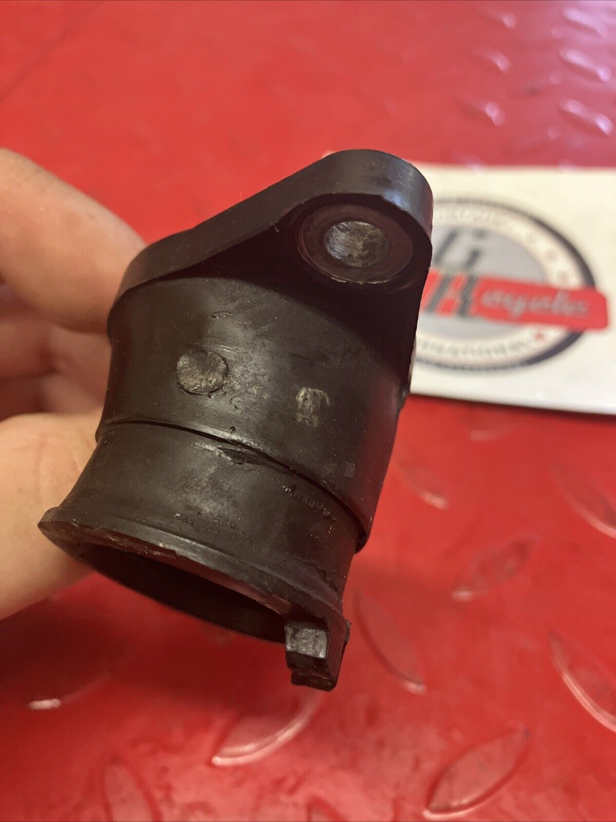 Honda MT125 1975 intake manifold carburetor boot insulator 1974 1976