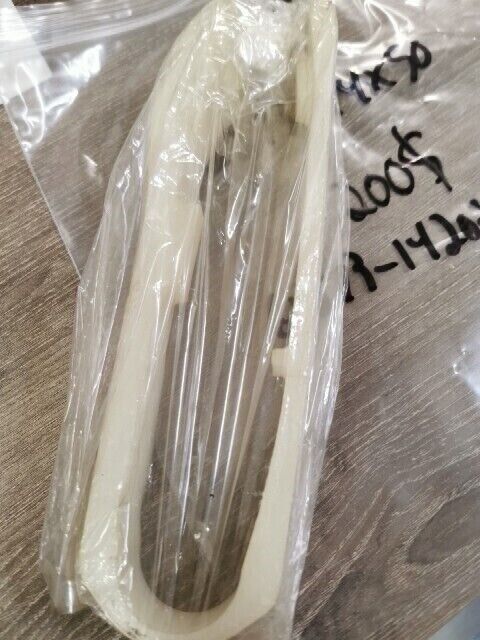 NOS SUZUKI RM125 RM465 1981 1982 BUFFER CHAIN TOUCH DEFLECTOR 61273-14203 S40