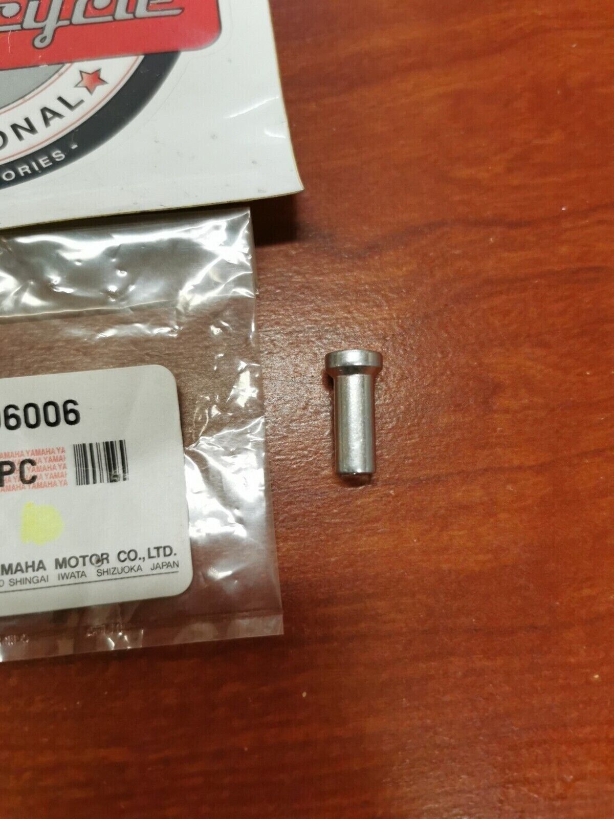 NOS Yamaha FX10 RST90 RX10 RS90 SR10 IN RIVET (ST17.2) 90269-06006-00 Y84