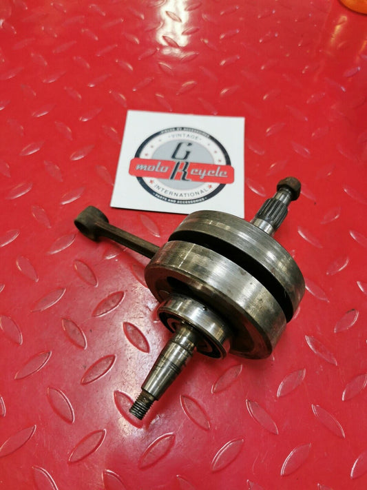 Suzuki RM125 1982 crankshaft crank shaft