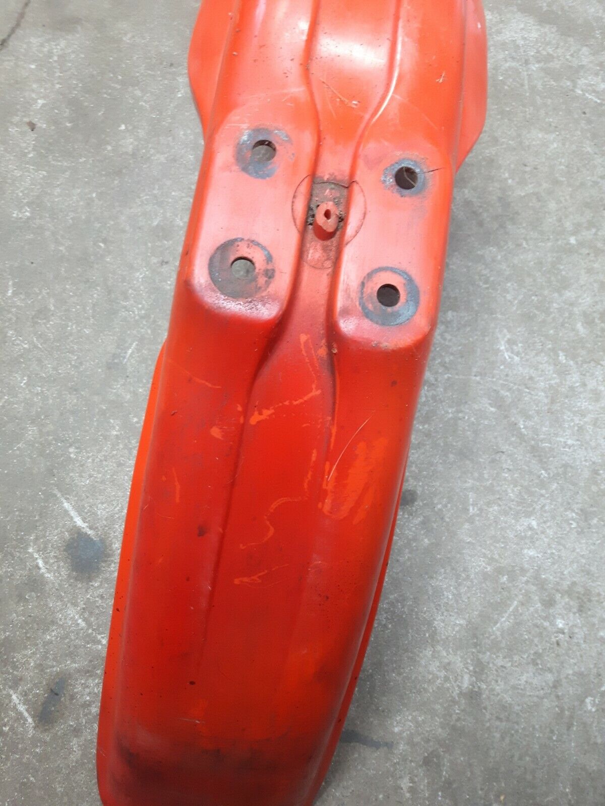 Honda CR250R 1986 front fender plastic fairing 61100-KA3-730ZA CR125R CR500R