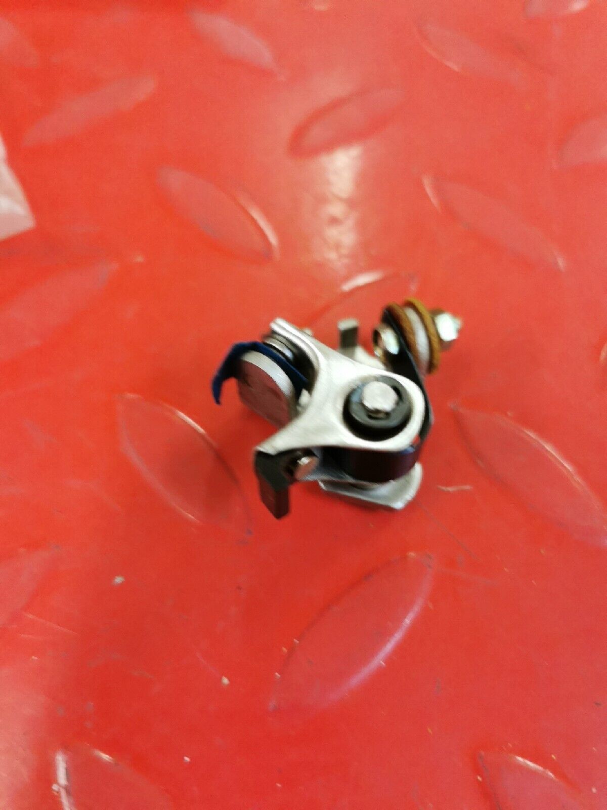 NOS Yamaha XS750 1977  IGNITION CONTACT POINTS  1J7-81622-10-00 J11