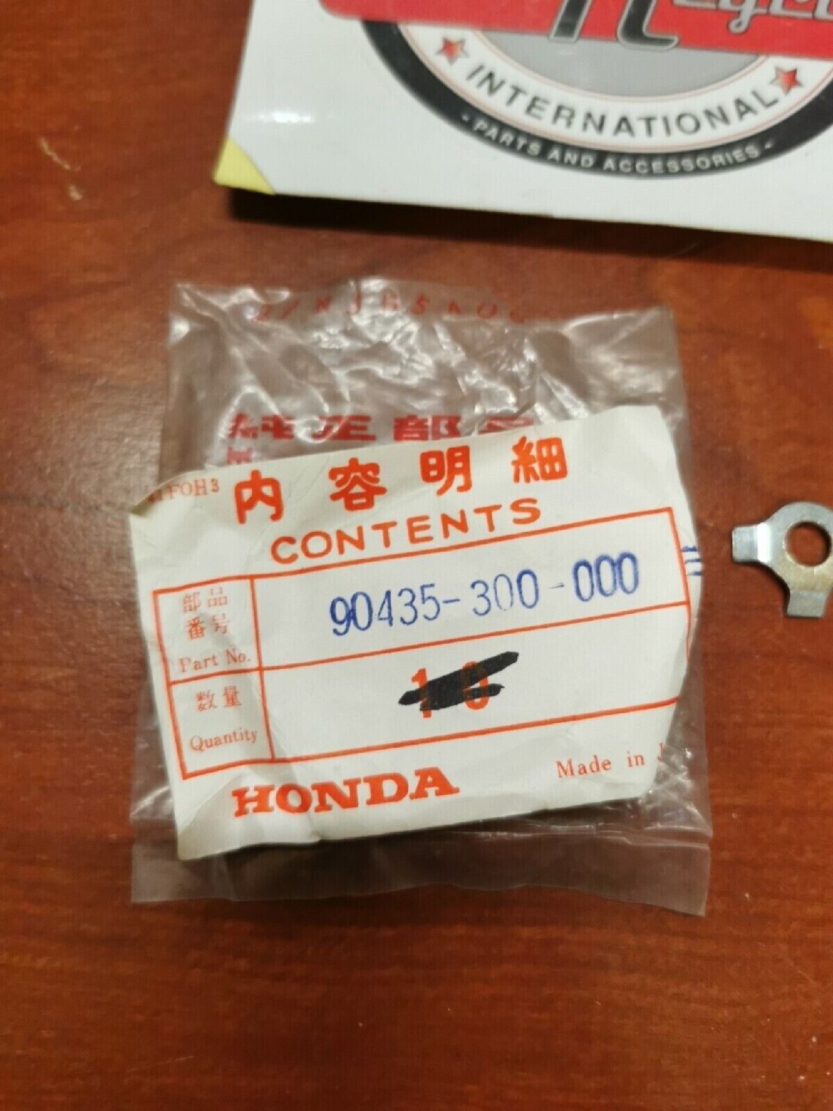 NOS Honda 1969 CB750K0 WASHER, SPG., 6MM 90435-300-000 H33