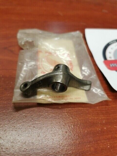 NOS Honda XL250R XR200R XR250R ROCKER ARM A 14431-KK0-010 SUB 14431-KK0-000 H107