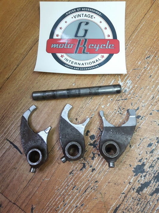 Honda XR200R 1983 Shifting shift fork transmission 24211-446-650 24221-446-650