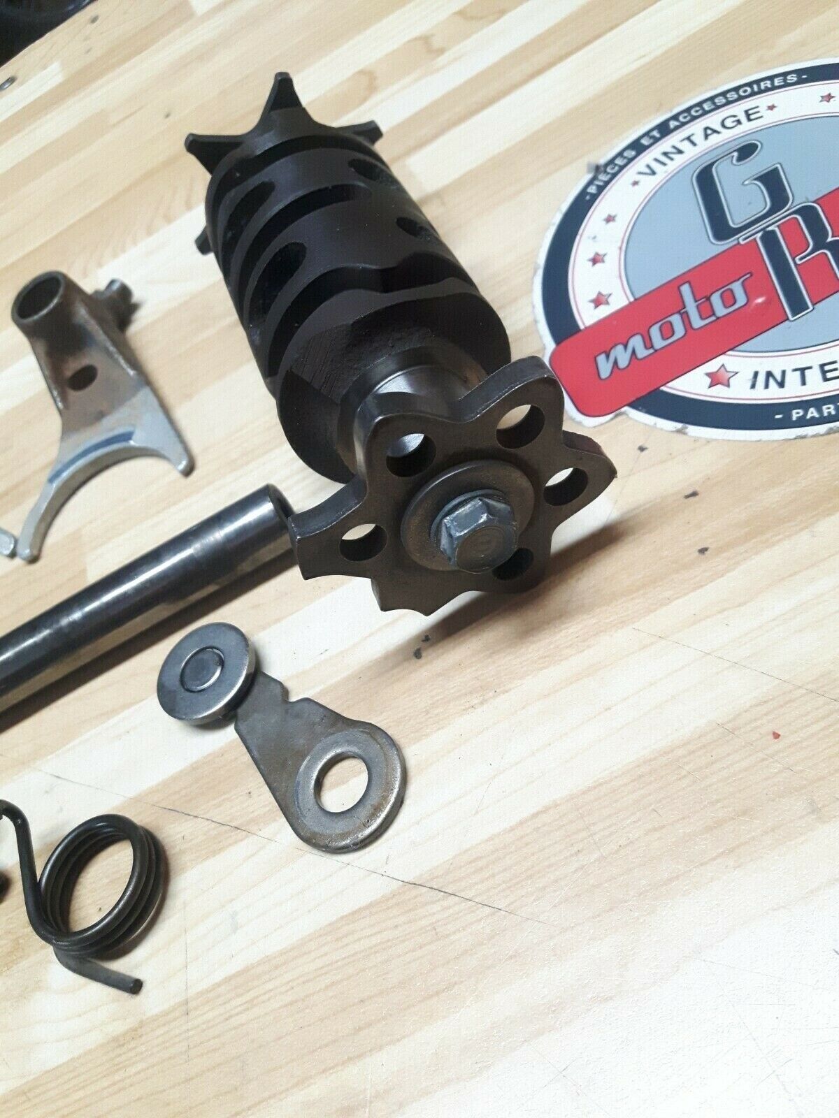 Honda XL350R 1984 gearshift gear shift drum cam transmission fork 24300-KF0-010