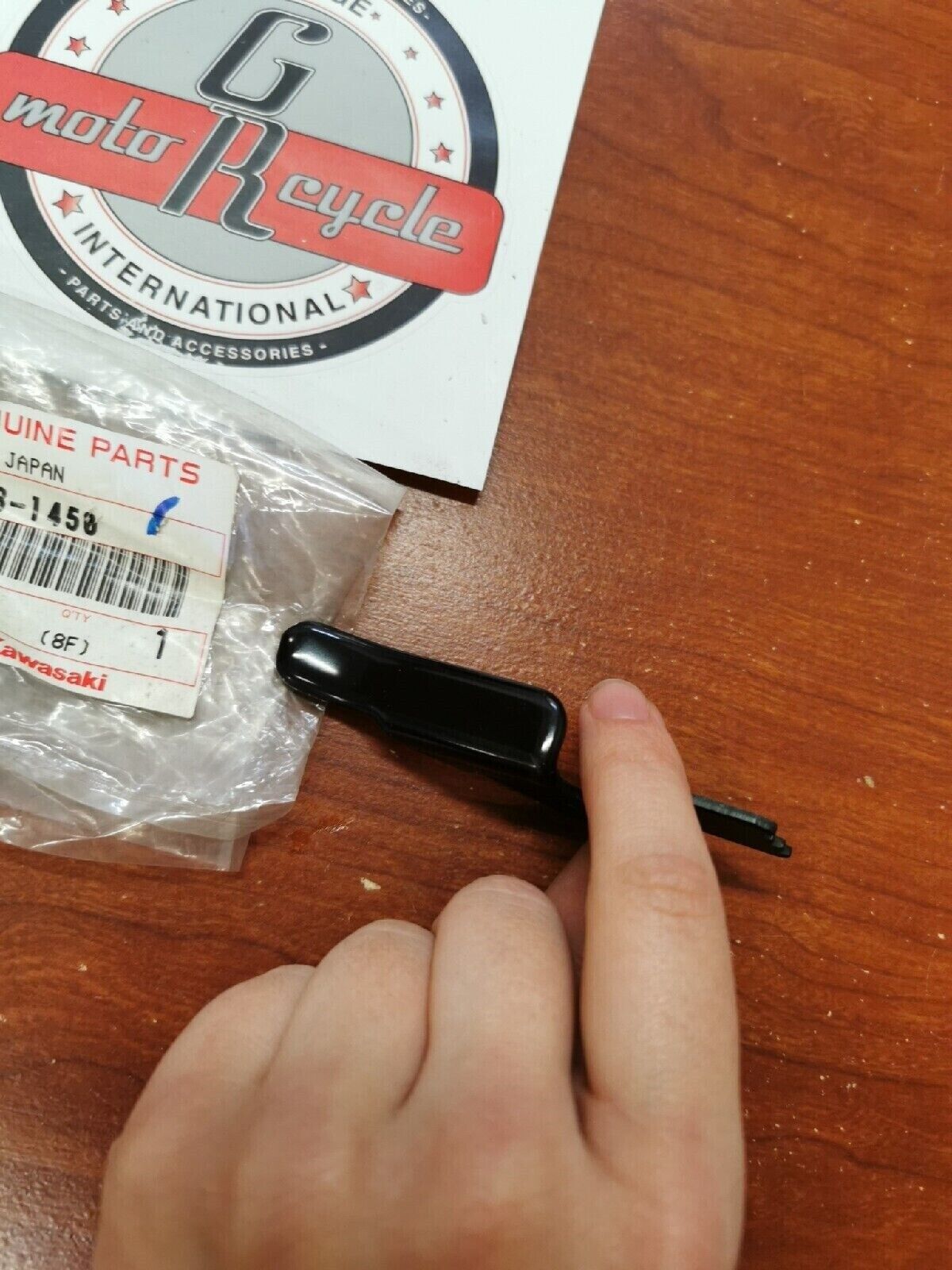 NOS Kawasaki KLF400 KLF300 KEF300 LOCK LEVER 13168-1450 K25