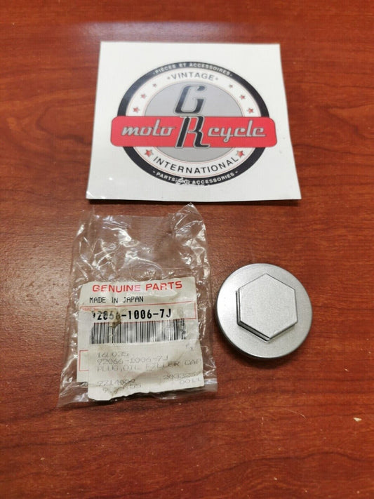 NOS Kawasaki VN750 ZG1200 ZG1000 KLF300 OIL FILLER CAP PLUG 92066-1006-7J K25