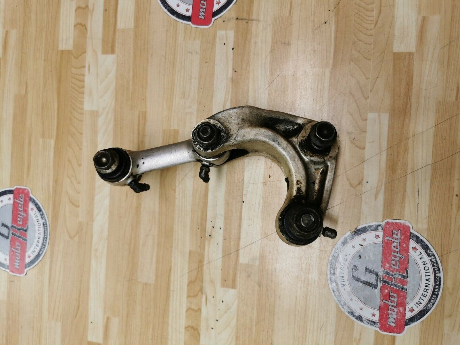 Honda XL600R 1983 shock swingarm linkage dogbone connecting rod 52470-KF0-000