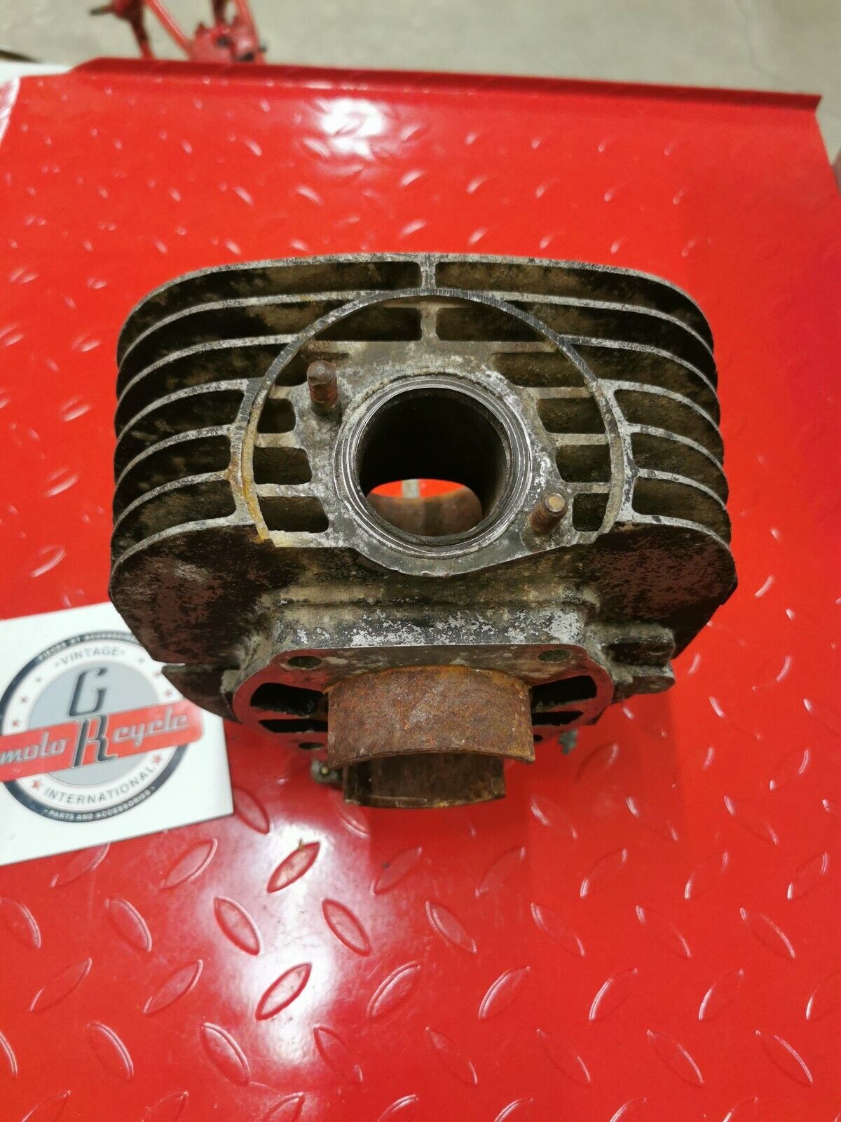 Yamaha DT250 1977 cylinder jug barrel 1978 70mm std 2