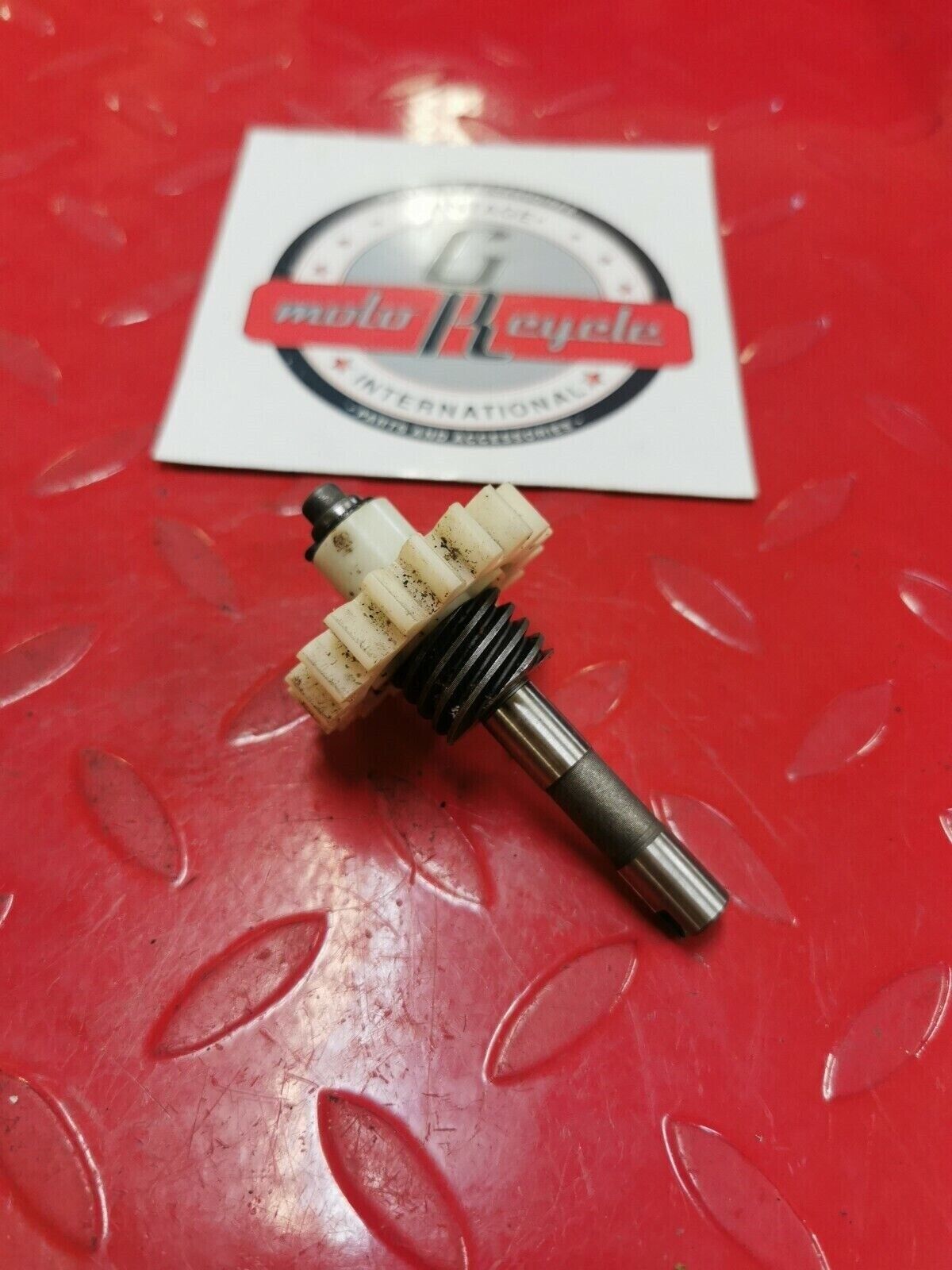 Honda MT250 1975 tachometer drive shaft oil pump gear 15453-358-000 1974 1976