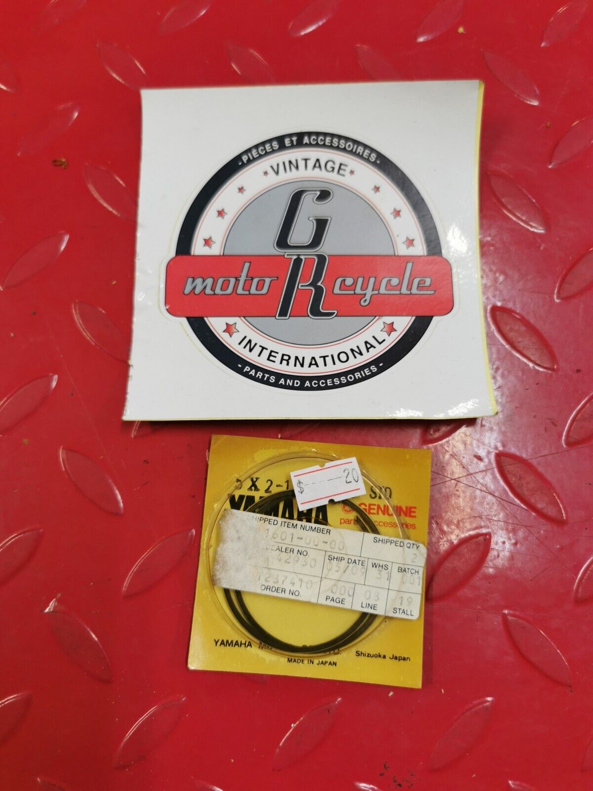 NOS YAMAHA YZ80 ring set piston std 5X2-11601-00-00 Y33