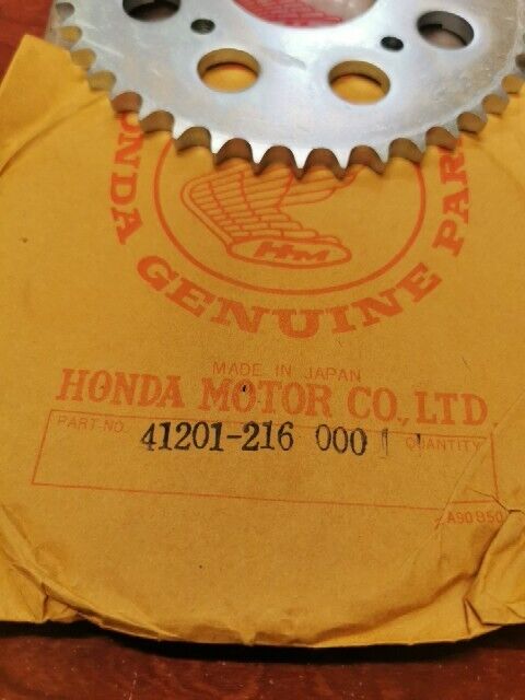 NOS Honda CB93 CB125 CB160 CL160 REAR DRIVEN SPROCKET (42T) 41201-216-000 H98