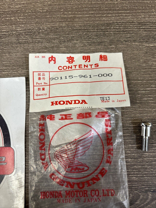 NEW NOS Honda ATC200 ATC250 PARKING BRAKE LEVER PIVOT SCREW 90115-961-000 H130