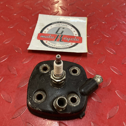Honda CR80R 1983 cylinder head cover