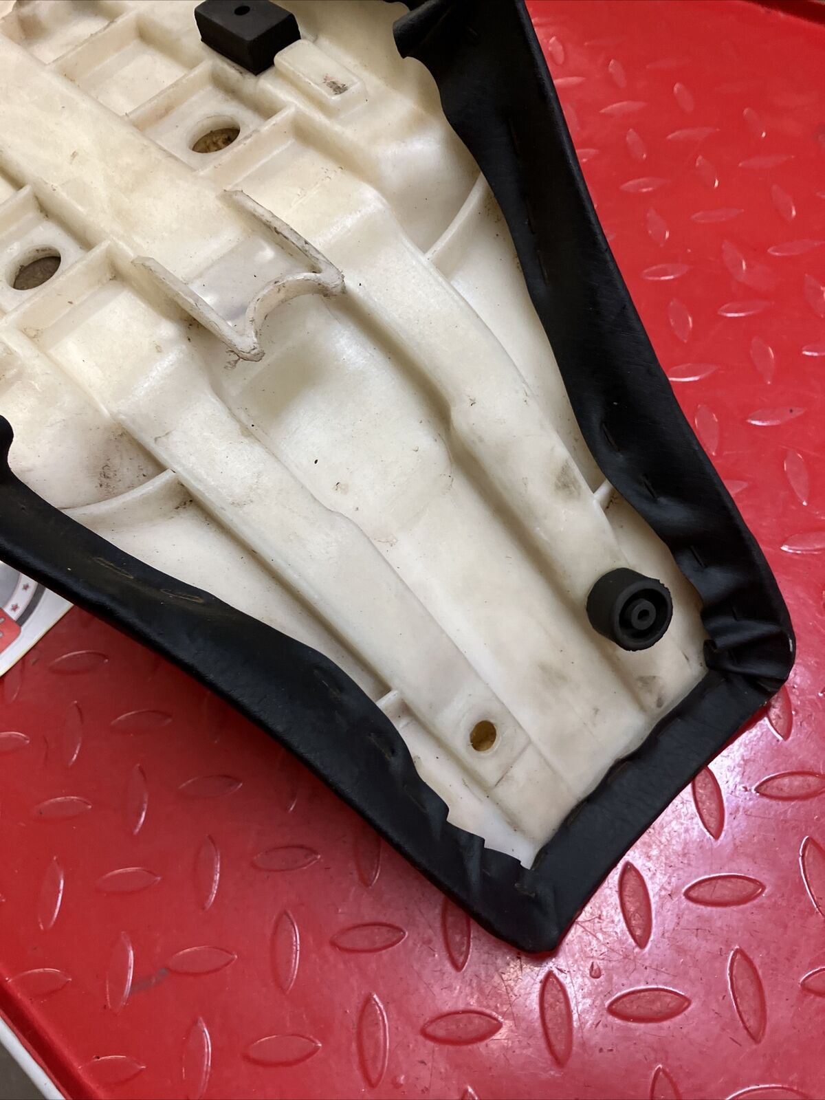 Yamaha DT125LC 10V seat saddle ORIGINAL COVER